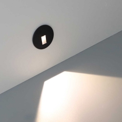 Zidna svjetiljka za stepenice Cover fi81,5mm VEKSUS okrugli crni BRAYTRON BG39-00107