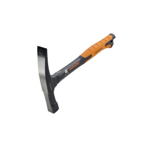 Čekić zidarski tipa R s ručkom od stakloplastike 600g VERKATTO VR-4072